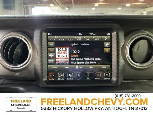 Used 2023 Jeep Gladiator Overland image 25