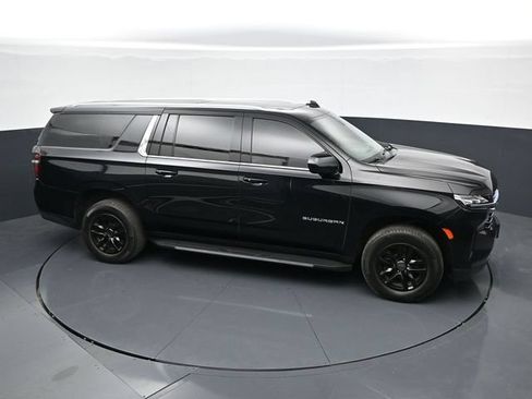 Used 2021 Chevrolet Suburban LT AWD/4WD image 42