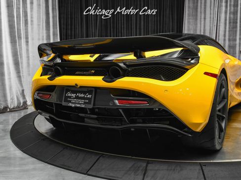 Used 2020 McLaren 720S Performance RWD image 46