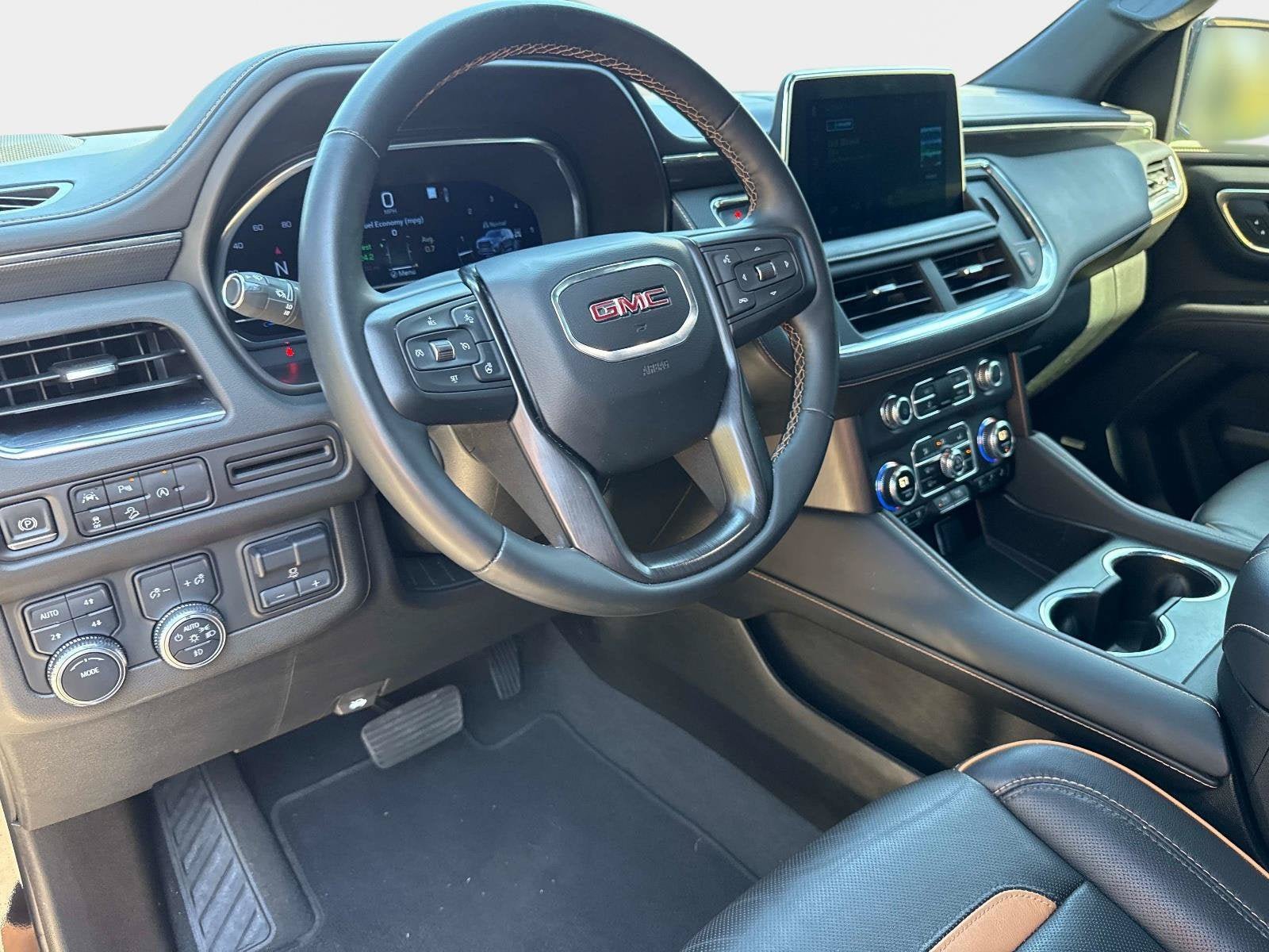 Used 2023 GMC Yukon AT4 w/ Max Trailering Package AWD/4WD image 22