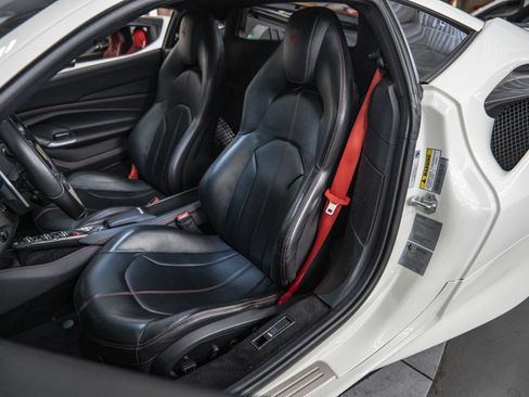 Used 2020 Ferrari F8 Tributo RWD image 24