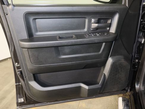 Used 2018 RAM 1500 Express w/ Express Value Package image 13