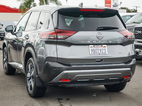 Used 2022 Nissan Rogue SL image 6