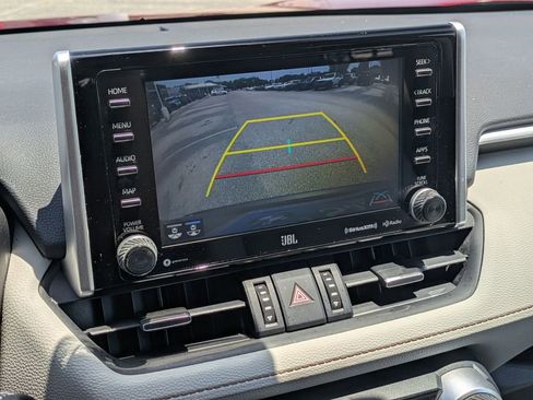 Used 2021 Toyota RAV4 XLE Premium FWD image 19