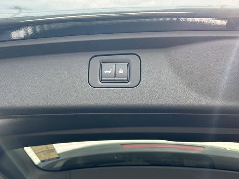 New 2025 Nissan Armada Platinum Reserve image 28