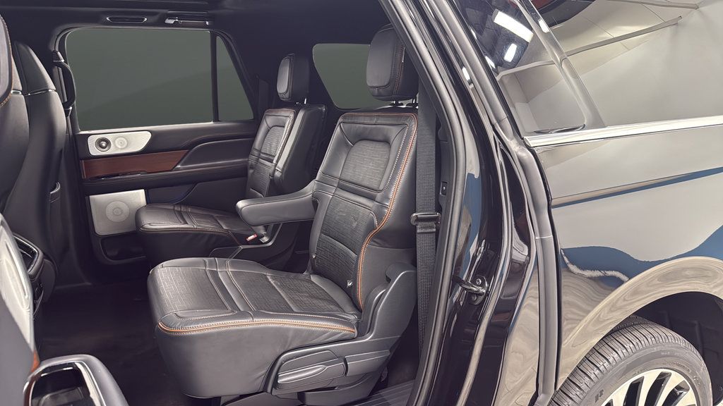 Used 2024 Lincoln Navigator L Black Label AWD/4WD image 23