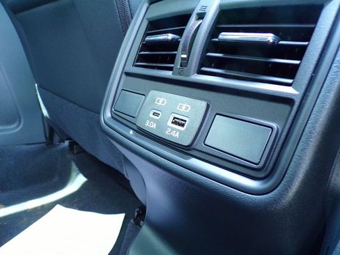 Certified 2026 Subaru Outback Premium AWD/4WD image 29