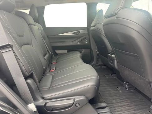 Used 2025 INFINITI QX60 Luxe w/ Cargo Package AWD/4WD image 17