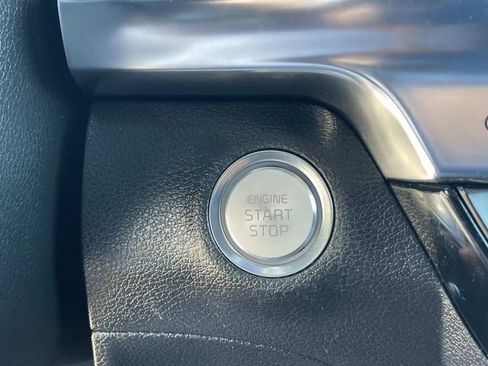 Used 2022 Kia Telluride S FWD image 17