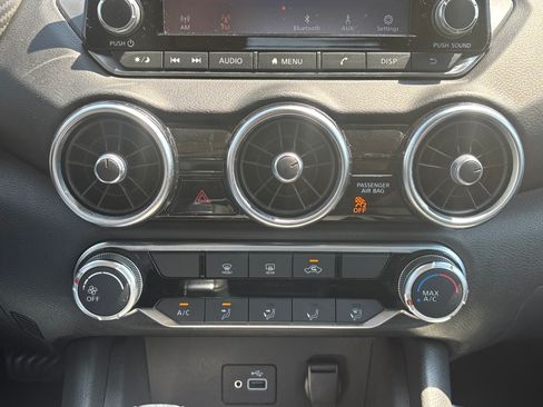 Used 2020 Nissan Sentra S FWD image 19