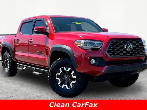 Used 2021 Toyota Tacoma TRD Off-Road w/ TRD Premium Off Road Package AWD/4WD image 3