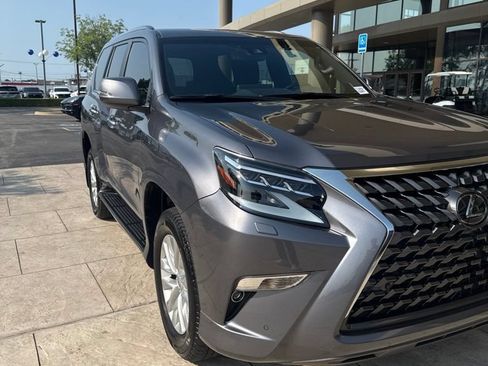 Certified 2023 Lexus GX 460 Premium AWD/4WD image 2
