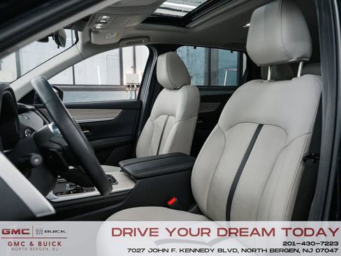 Used 2024 MAZDA CX-90 Plug-In Hybrid w/ Preferred image 29