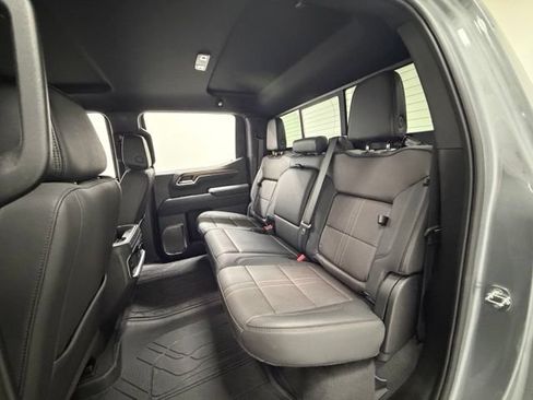 Certified 2024 Chevrolet Silverado 1500 High Country w/ Technology Package AWD/4WD image 24