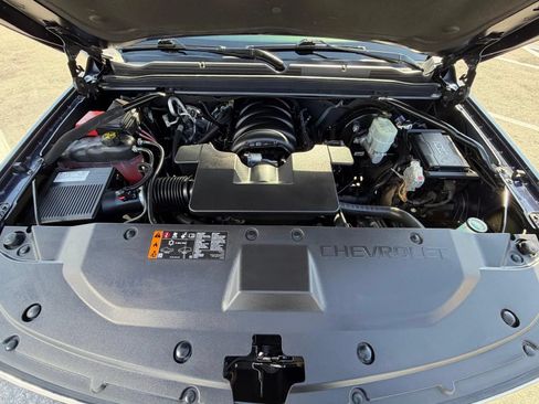 Used 2020 Chevrolet Suburban Premier RWD image 33