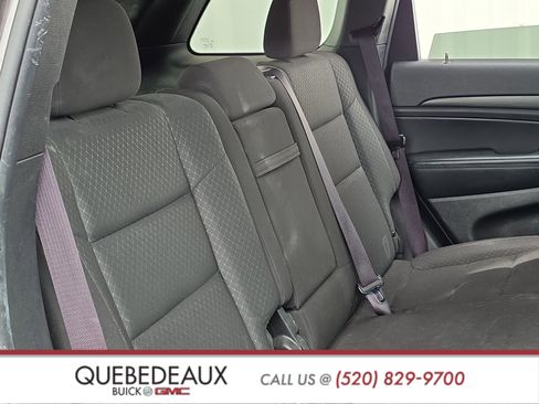 Used 2021 Jeep Grand Cherokee Laredo RWD image 22