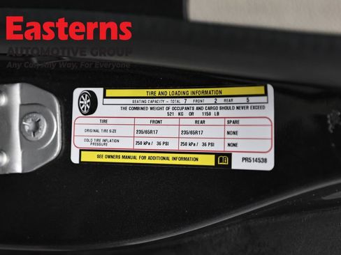 Used 2023 Chrysler Pacifica Touring-L FWD image 35