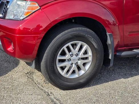 Used 2019 Nissan Frontier SV AWD/4WD image 17