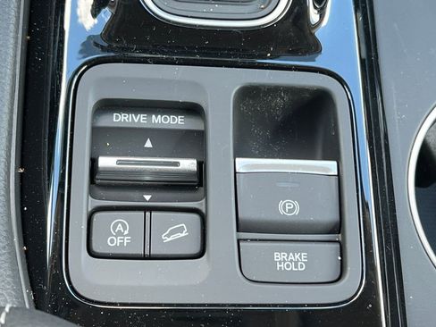 New 2026 Honda Pilot Touring image 32