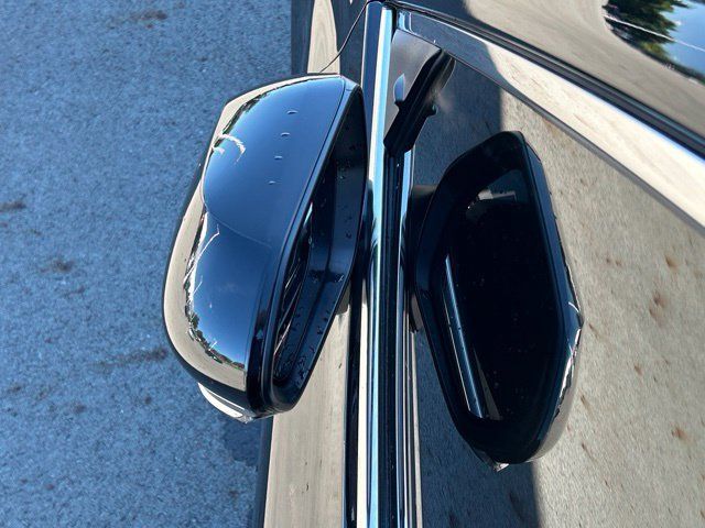 Used 2024 Toyota Camry SE FWD image 12