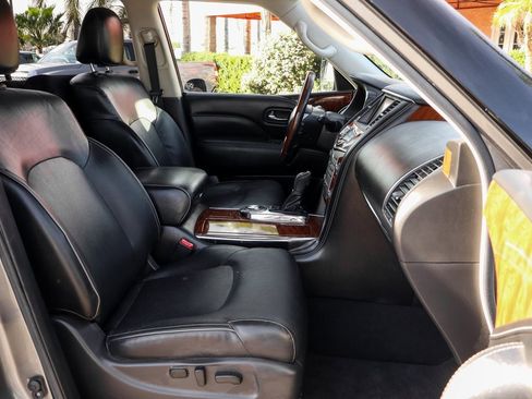 Used 2019 INFINITI QX80 Luxe image 49