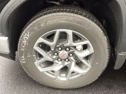 New 2025 GMC Sierra 1500 SLT w/ SLT Premium Plus Package image 10