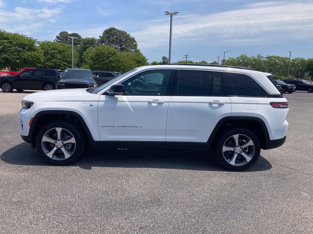 New 2024 Jeep Grand Cherokee Limited 4xe w/ Luxury Tech Group II AWD/4WD image 2