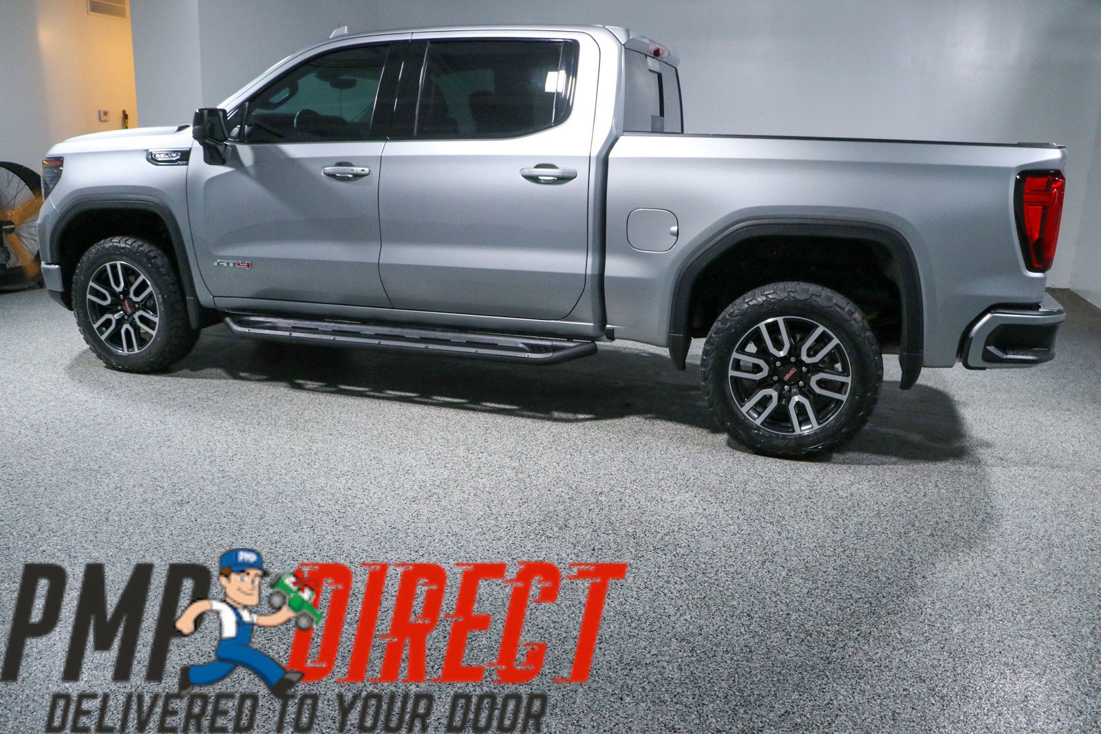 Used 2024 GMC Sierra 1500 AT4 w/ Technology Package AWD/4WD image 10