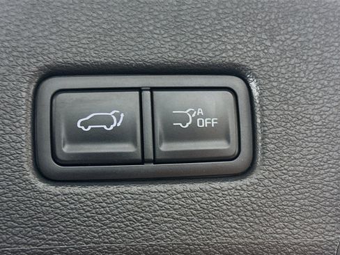 Used 2025 Kia Telluride S FWD image 32