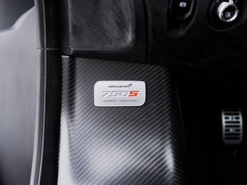 Used 2024 McLaren 750S image 38