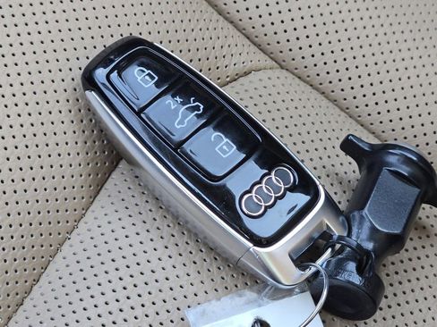 Used 2025 Audi Q7 2.0T Premium Plus w/ Premium Plus Package AWD/4WD image 43