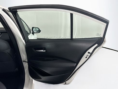 Used 2020 Toyota Corolla LE FWD image 28