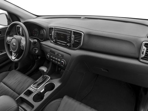 Used 2018 Kia Sportage LX image 10