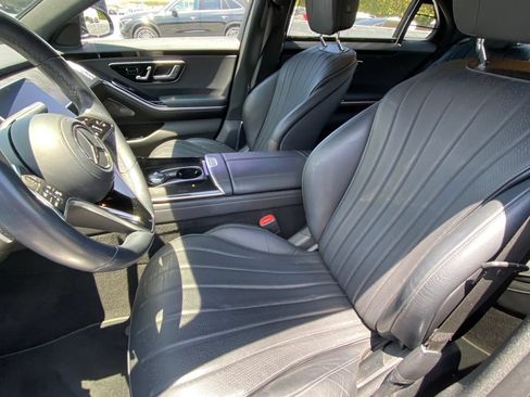 Used 2022 Mercedes-Benz S 500 4MATIC image 6