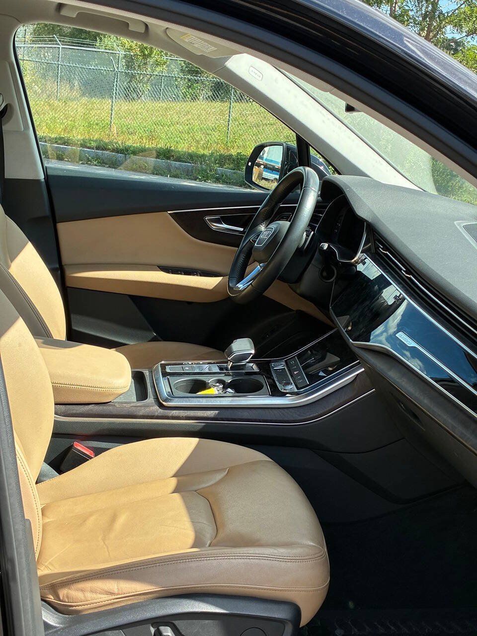 Used 2020 Audi Q7 3.0T Premium w/ Convenience Package AWD/4WD image 7