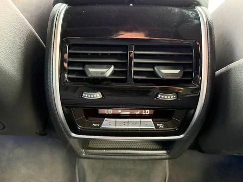 Used 2020 BMW X6 M50i AWD/4WD image 19