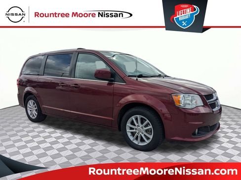 Used 2019 Dodge Grand Caravan SXT image 1