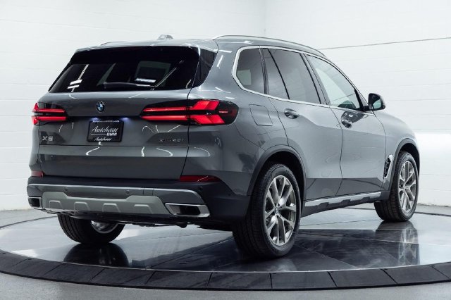 Certified 2026 BMW X5 xDrive40i AWD/4WD image 10