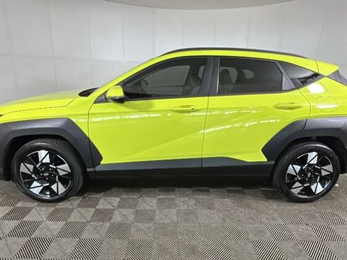 Used 2024 Hyundai Kona SEL FWD image 5