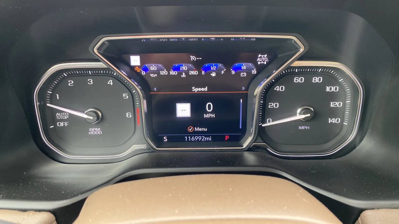 Used 2021 GMC Yukon XL Denali w/ Denali Premium Package AWD/4WD image 16