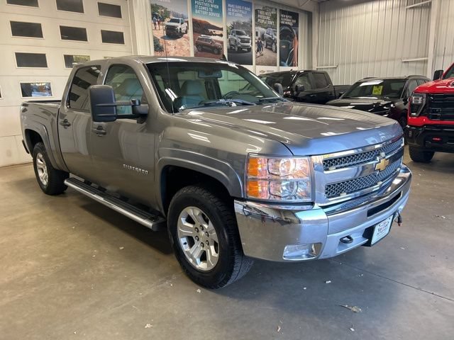 Used 2013 Chevrolet Silverado 1500 LT w/ Interior Plus Package AWD/4WD image 4