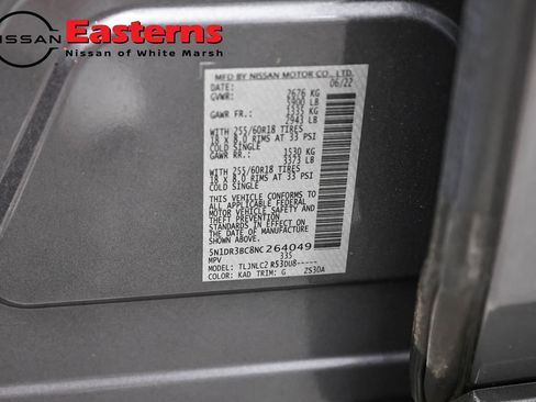 Used 2022 Nissan Pathfinder SV AWD/4WD image 32