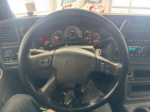 Used 2005 Chevrolet Silverado 3500 LT w/ Heavy-Duty Power Package image 34