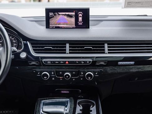 Used 2019 Audi Q7 3.0T Premium image 24