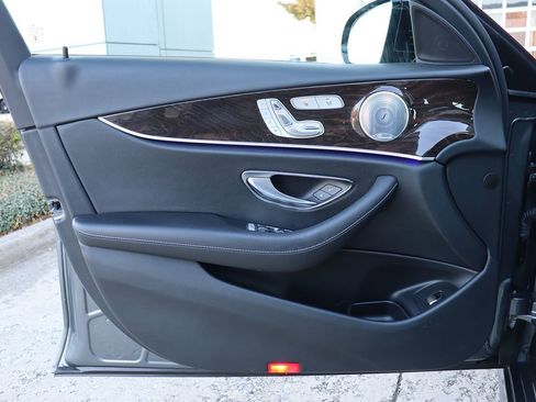 Used 2019 Mercedes-Benz E 450 4MATIC Sedan w/ Premium Package image 42