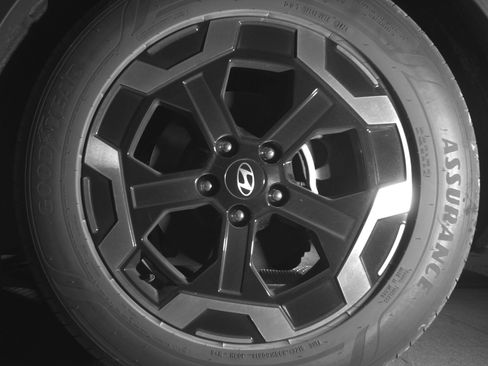 Used 2025 Hyundai Santa Fe SEL image 14