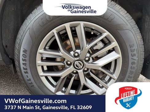 Used 2021 Nissan Rogue S AWD/4WD image 28