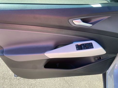 Used 2021 Volkswagen ID.4 1st Edition image 11