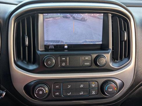 Used 2019 GMC Canyon SLE image 14