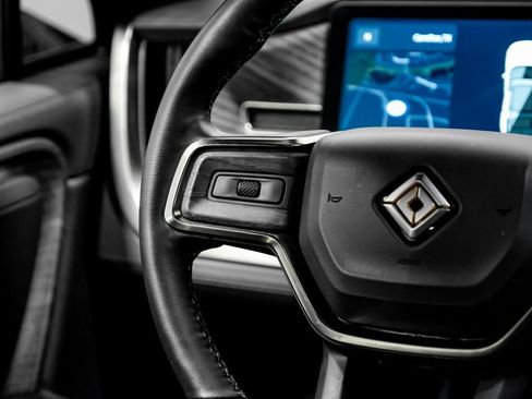 Used 2023 Rivian R1S Adventure image 17